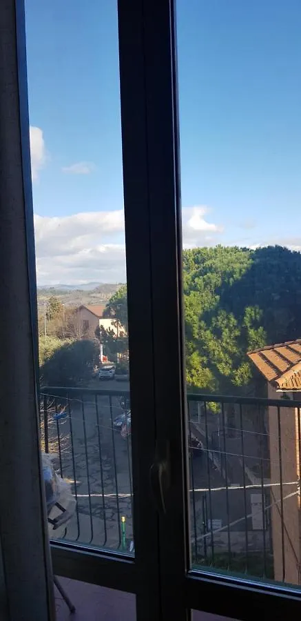 Vicino Di Centro E Universita Stanza Con Balcone Perugia Italy